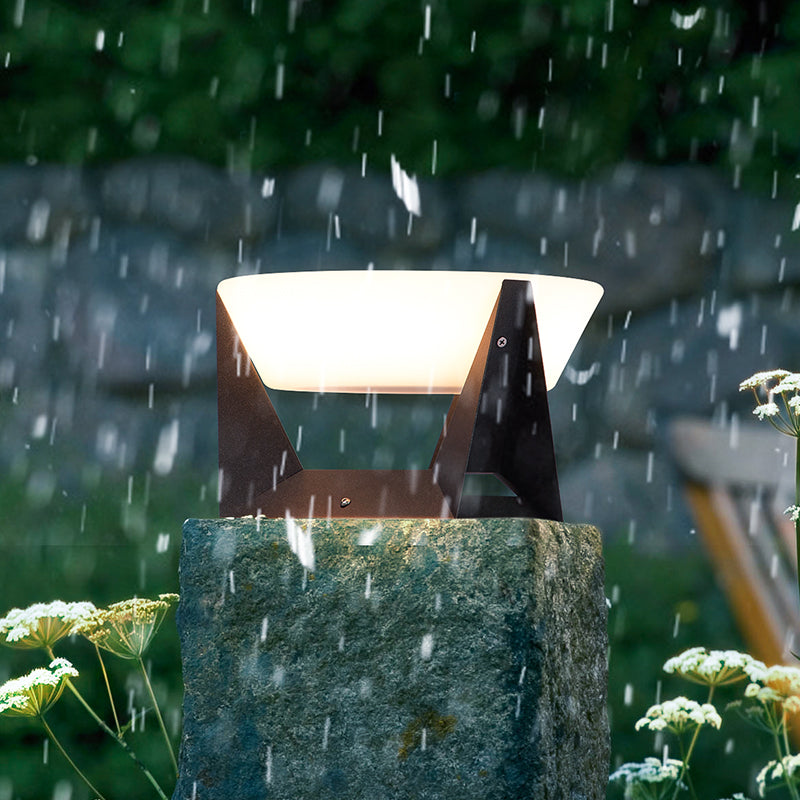 SolarGlow LED Outdoor Light | Waterproof & Energy-Efficient for Garden/Pathway