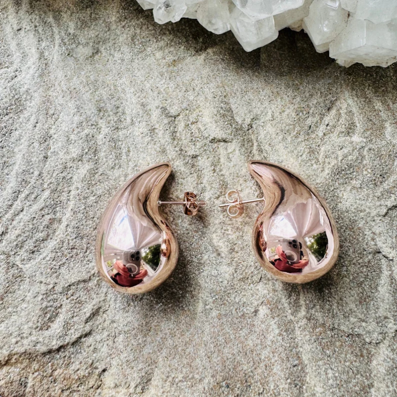 Women's Elegant Gold Teardrop Earrings | Sleek Polished Design
