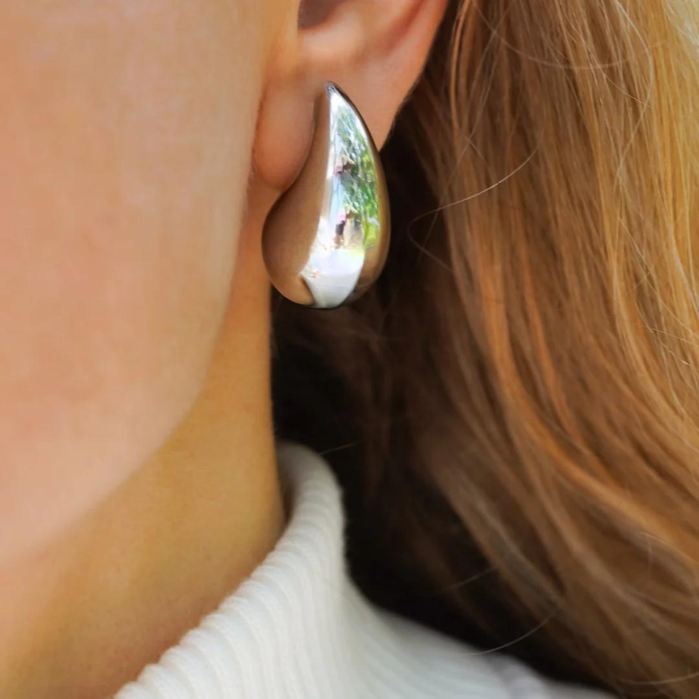 Women's Elegant Gold Teardrop Earrings | Sleek Polished Design