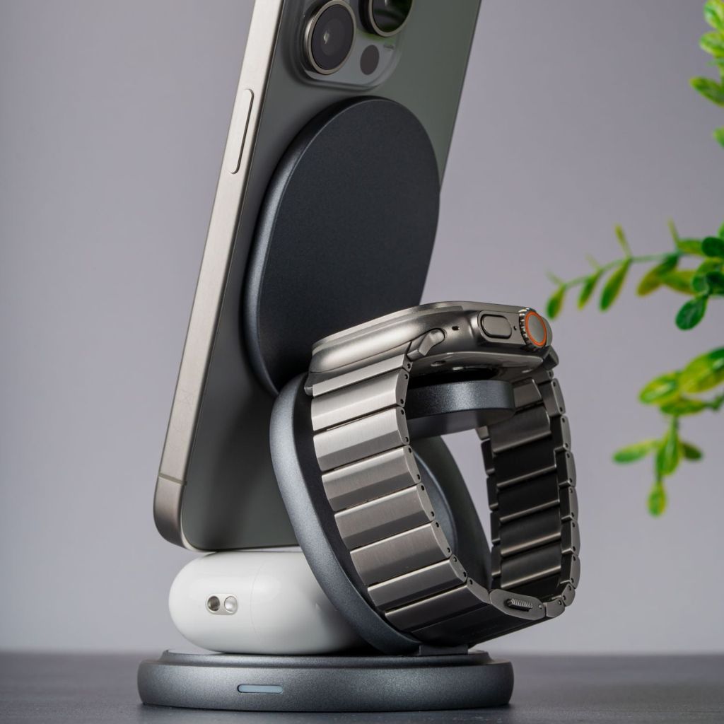 Wireless Charging Station with Foldable Stand