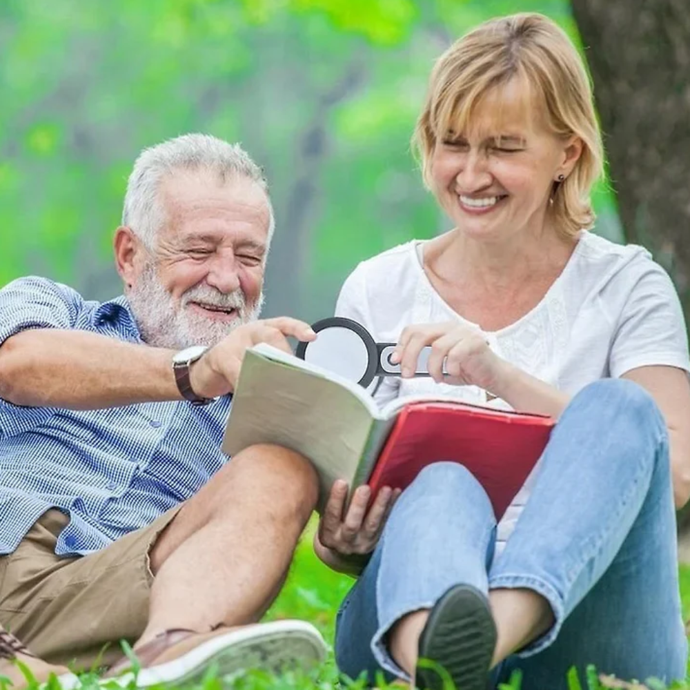 Magnifying Glass LED Light Handheld Reading Tool